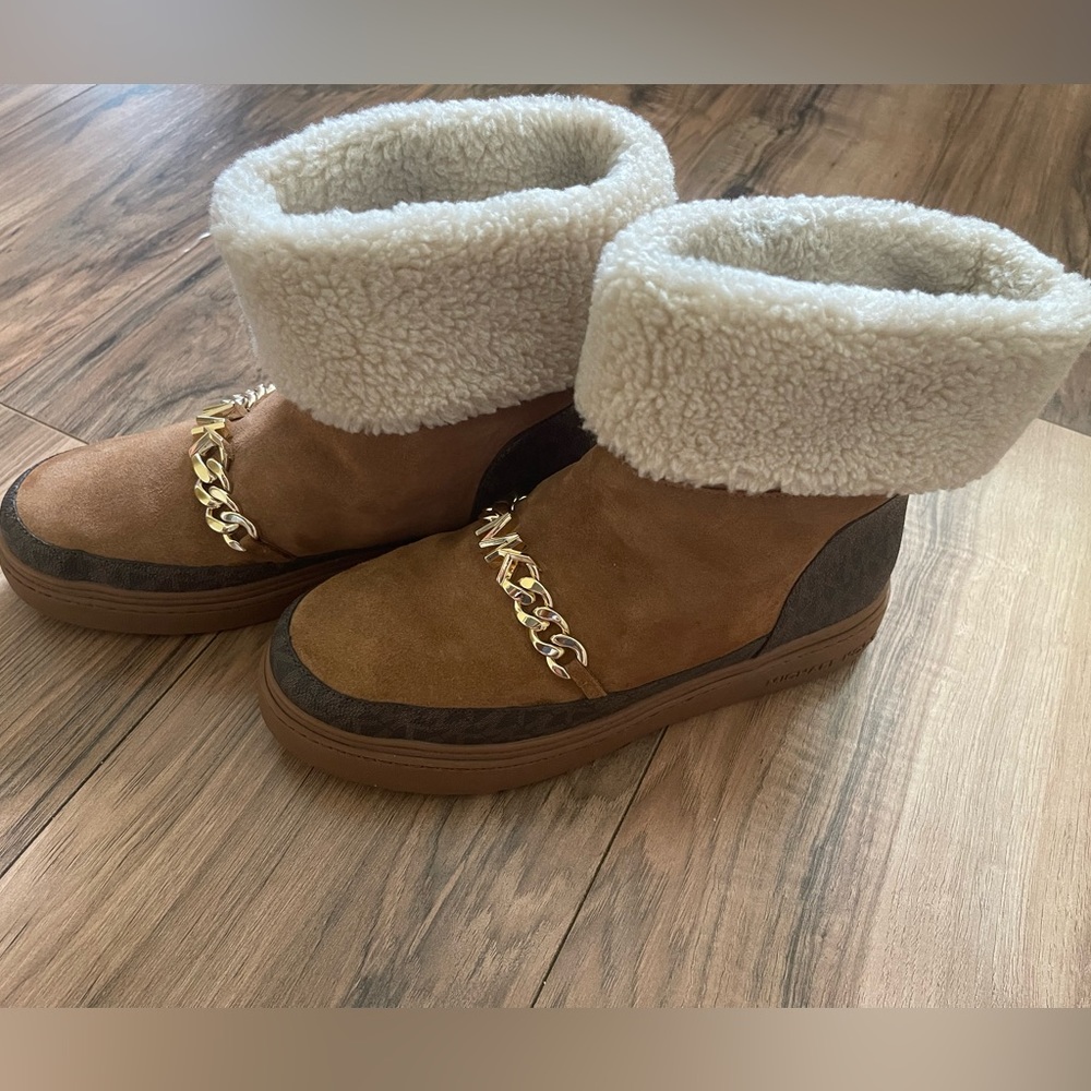Michael Kors Shearling Boots In Brown Size 8